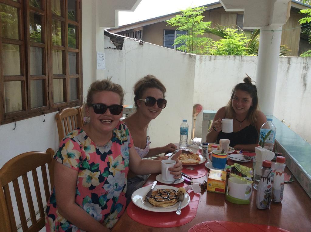 J & C Guesthouse Moalboal Εξωτερικό φωτογραφία