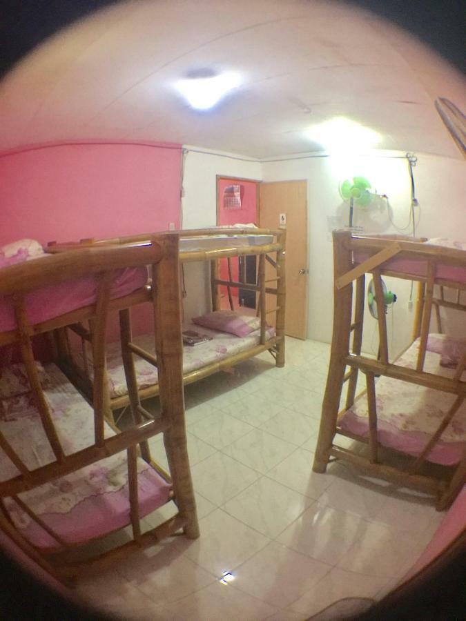 J & C Guesthouse Moalboal Εξωτερικό φωτογραφία