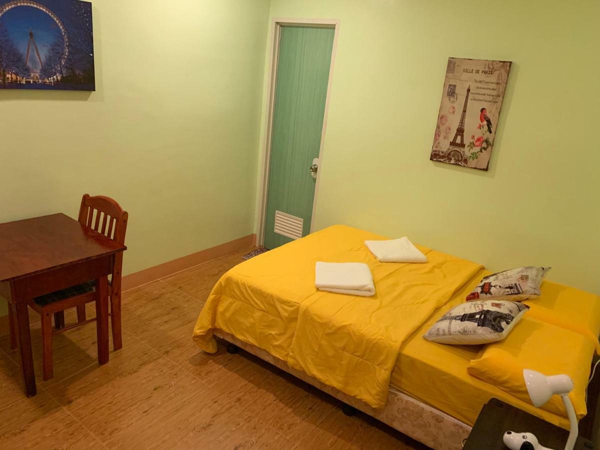J & C Guesthouse Moalboal Εξωτερικό φωτογραφία